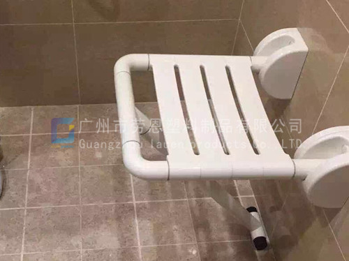 踏踏實實，一點一滴，讓沐浴座椅成為良心之作