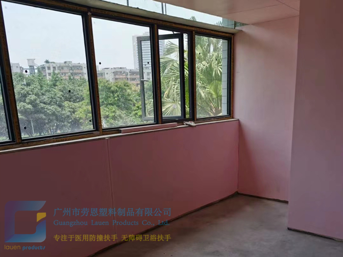 【廣東廣州】墻面亞克力板與抗菌樹(shù)脂板——墻面板裝修應(yīng)該怎么選？