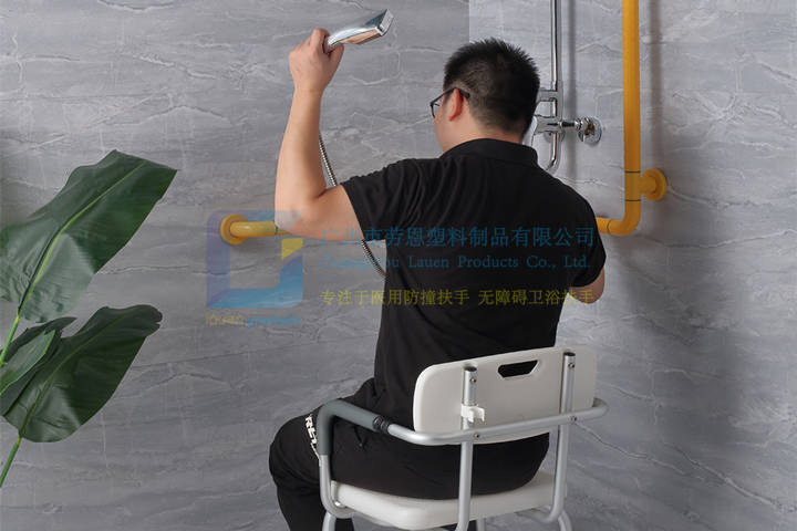 安全衛(wèi)浴設(shè)備-衛(wèi)生家老人助力扶手，折疊沐浴凳 (1)