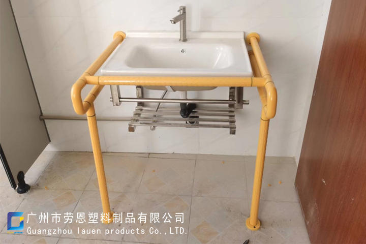 2022.7.10大瀝鎮(zhèn)岐陽社區(qū)活動(dòng)中心衛(wèi)生間無障礙扶手 (4)